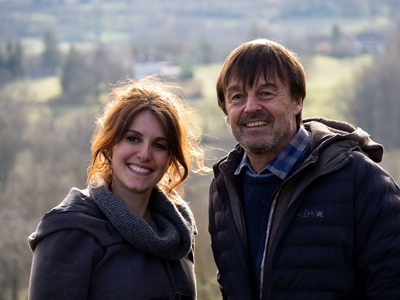 Fanny Agostini et Nicolas Hulot dans En Terre ferme Fanny Agostini et Nicolas Hulot dans En Terre ferme